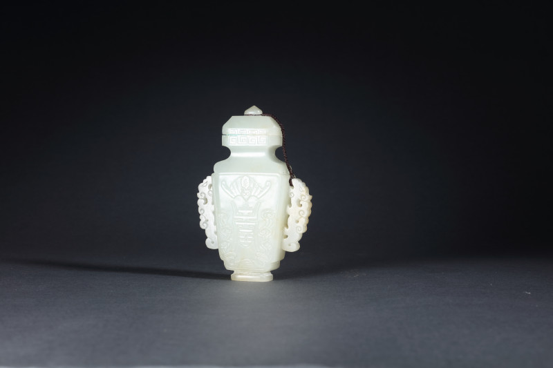 清 白玉雕福寿双耳小盖瓶 - 图2
