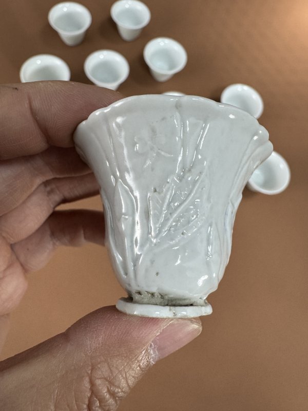 明-清 德化窑白釉花口杯、白釉铃铛杯一组十一只 - 图6