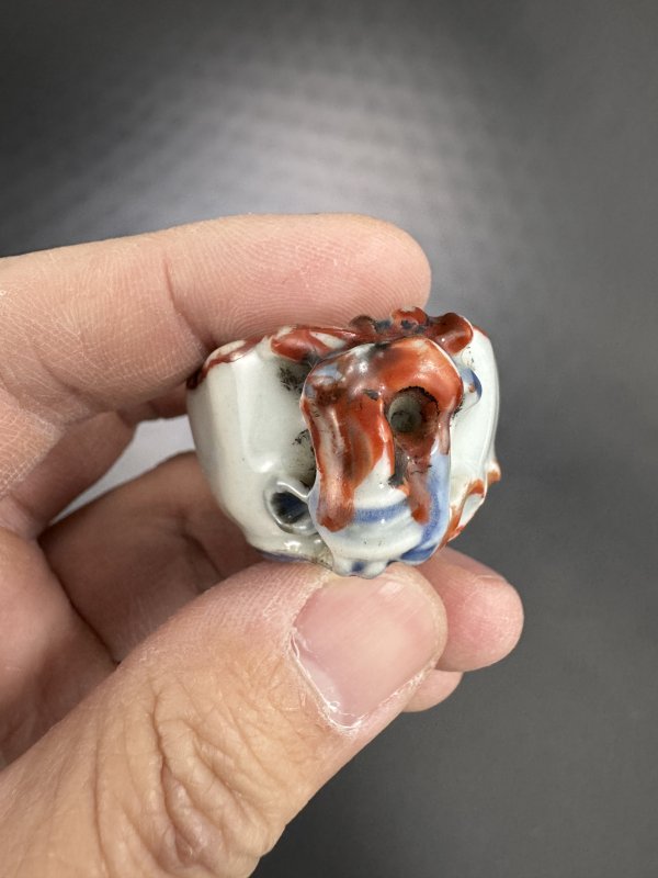 明-清康熙 矾红彩青花莲瓣小摆件、青花粉彩描金瓜棱壶一组两件 - 图5