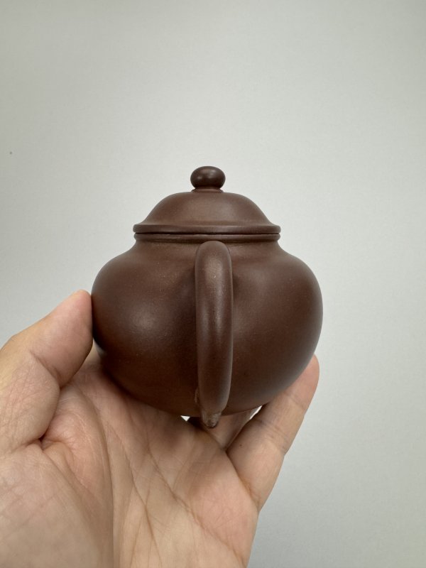 清 潘虔荣制紫泥莲子壶 - 图6
