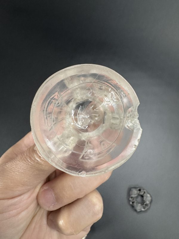 清中期 水晶雕螭龙纹炉、瓶、盒一套 - 图18