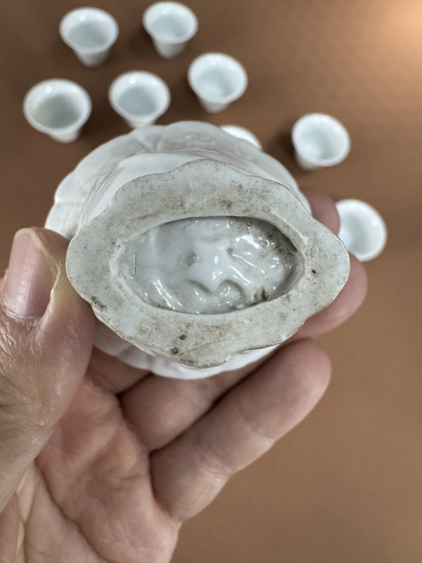 明-清 德化窑白釉花口杯、白釉铃铛杯一组十一只 - 图8