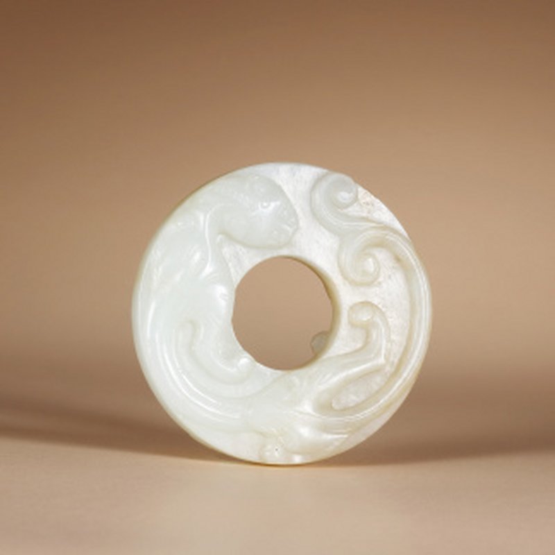 明 白玉螭龙纹绦环 - 图1