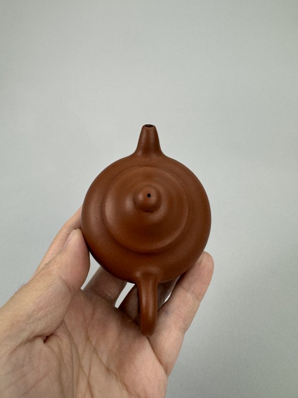 清 孟臣诗句朱泥仲芳掇球壶 - 图7