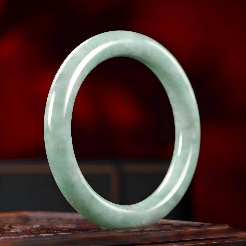 冰胶满果绿翡翠圆条镯55mm - 图1