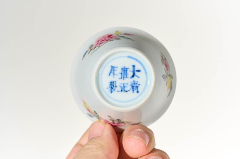 清雍正 粉彩折枝花卉纹杯（一对） - 图4