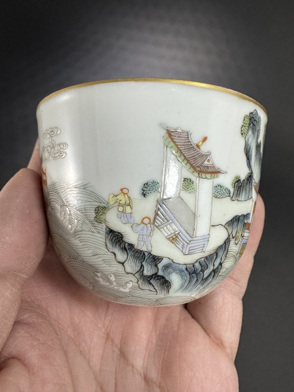 清嘉庆 粉彩山水楼阁图卧足杯 - 图8