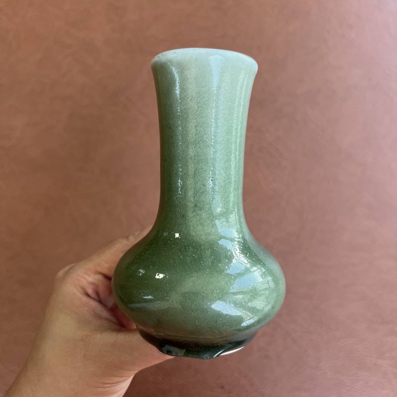 清康熙 翠青釉荸荠瓶 - 图6