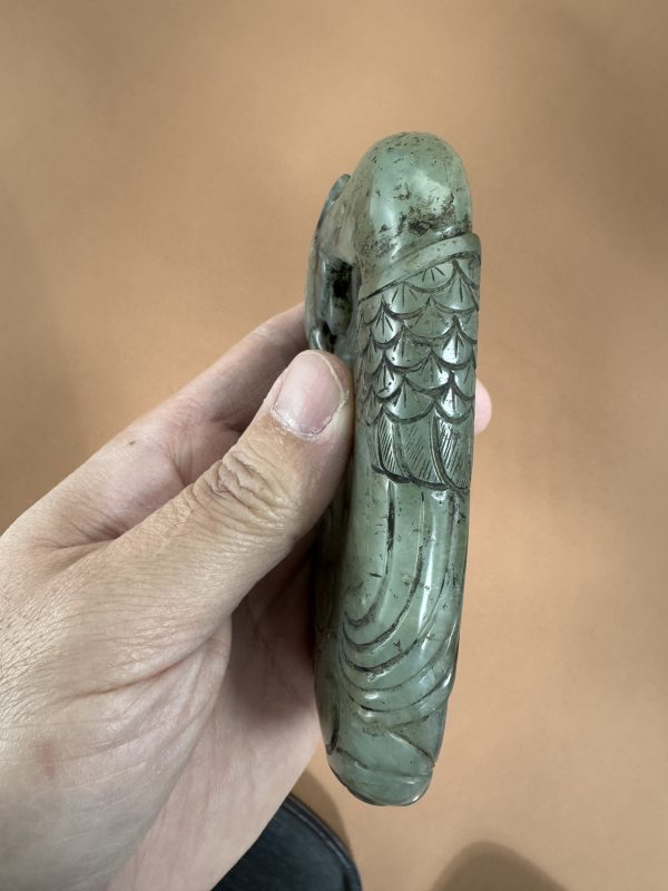 清 青玉雕凤凰随形砚 - 图6