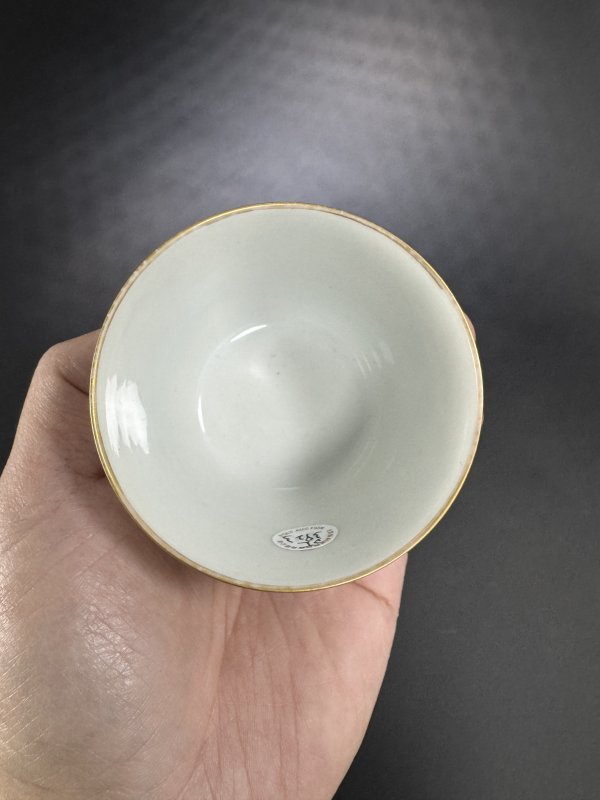 清嘉庆 粉彩山水楼阁图卧足杯 - 图9