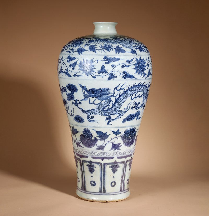 明 青花缠枝花龙凤纹梅瓶 - 图2
