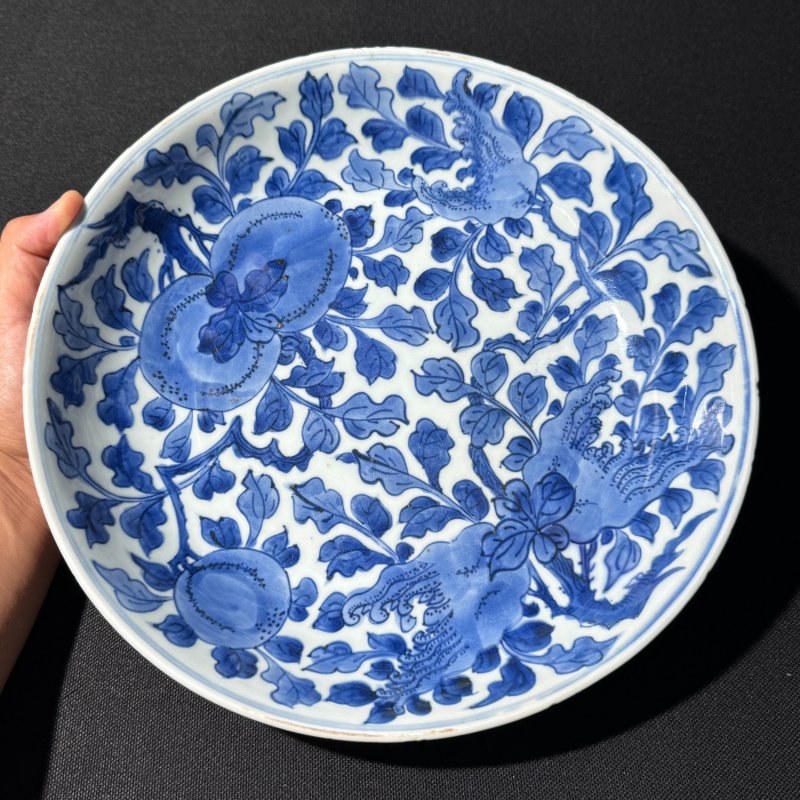清康熙 青花三多纹盘 - 图4