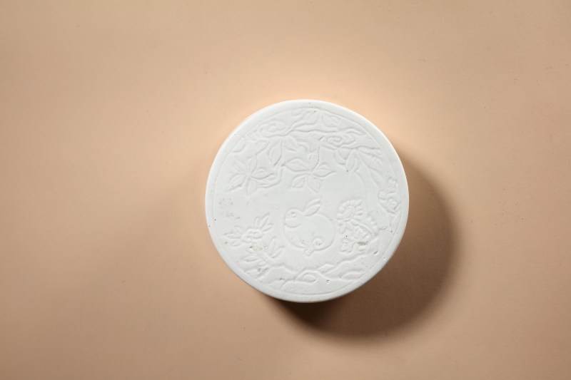 清 白釉玉兔纹瓷砚 - 图5