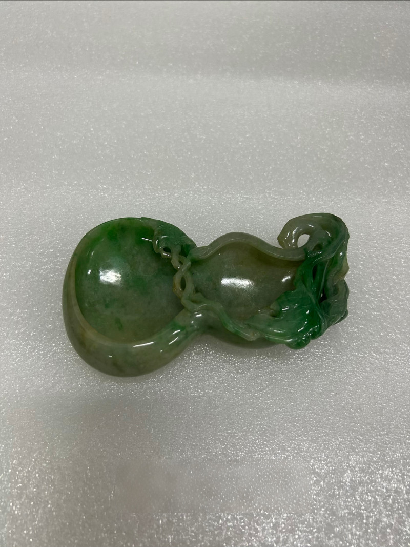 清乾隆 翡翠雕葫芦形笔洗 - 图3