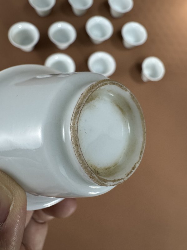 明-清 德化窑白釉花口杯、白釉铃铛杯一组十一只 - 图13