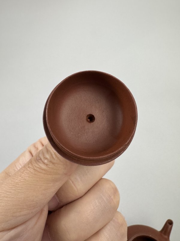 清 周发祥朱泥扁圆壶 - 图8