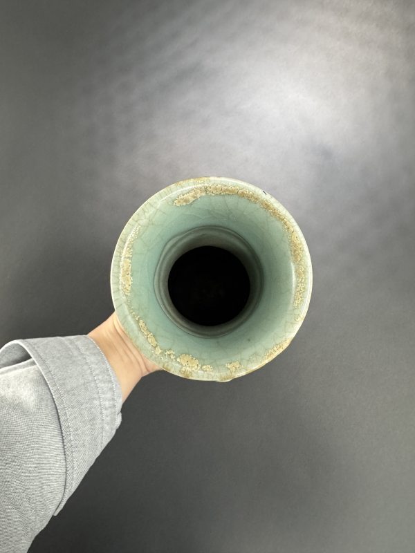 明 龙泉窑青釉贯耳瓶 - 图7