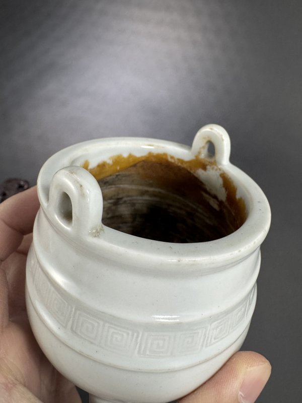 清早期 德化窑白釉鼎式炉 - 图8