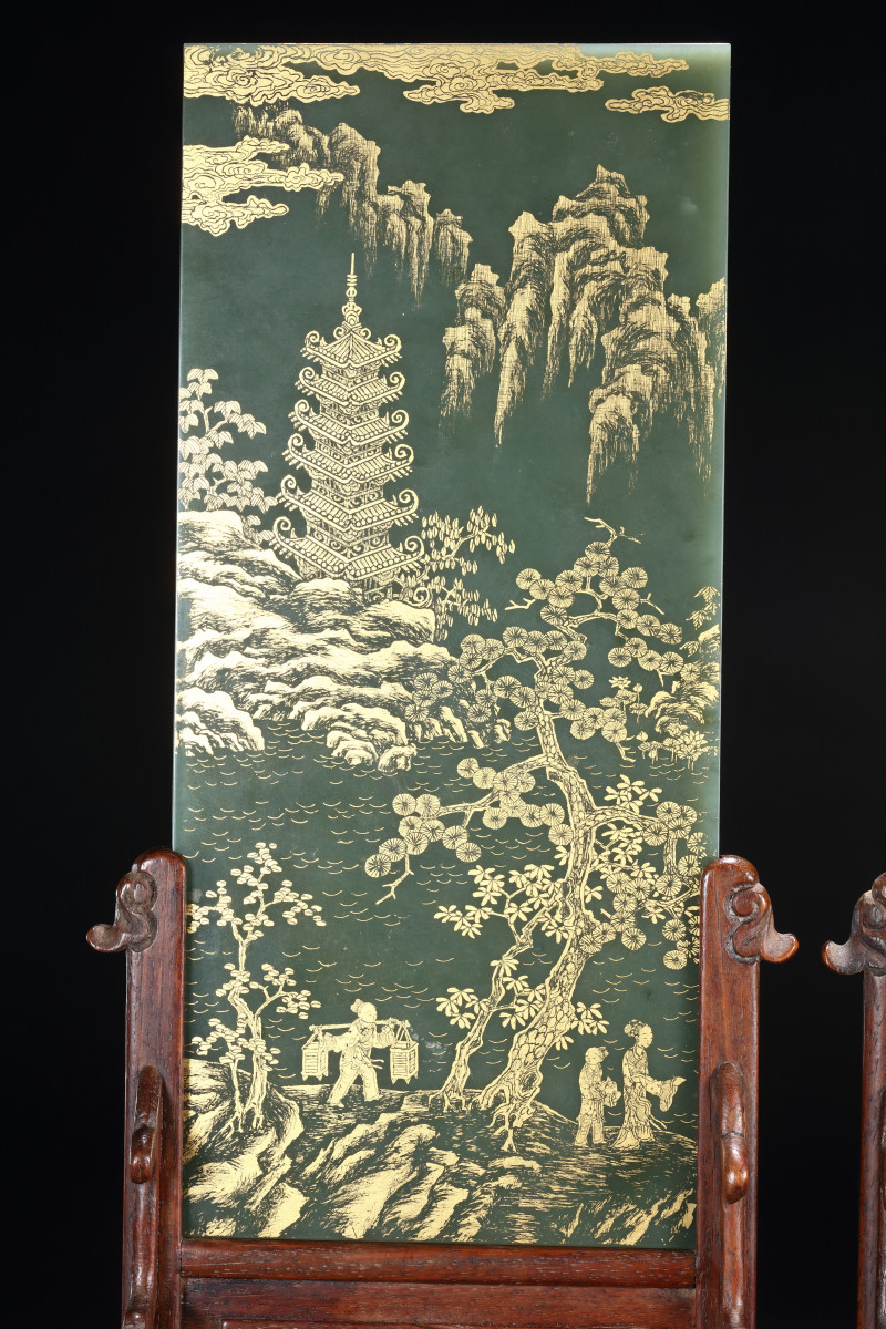 清乾隆 碧玉浅刻填金御题诗插屏一对 - 图7