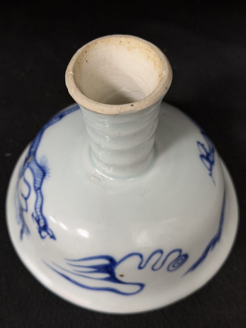 元 青花外龙纹内模印高足碗 - 图9