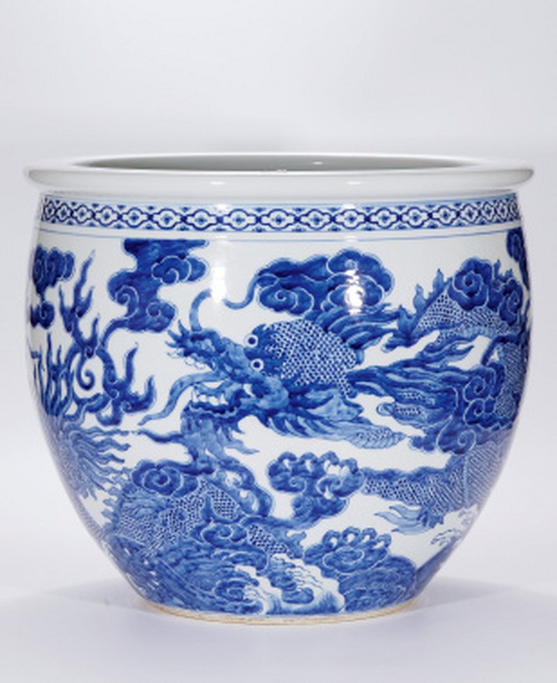 18-19世纪 定烧青花龙纹大缸