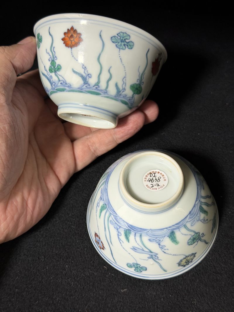 清雍正 仿成窑斗彩荷塘图茶圆一对 - 图3