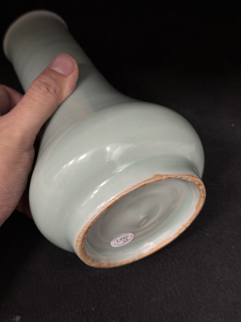 明 龙泉粉青釉长颈瓶 - 图7