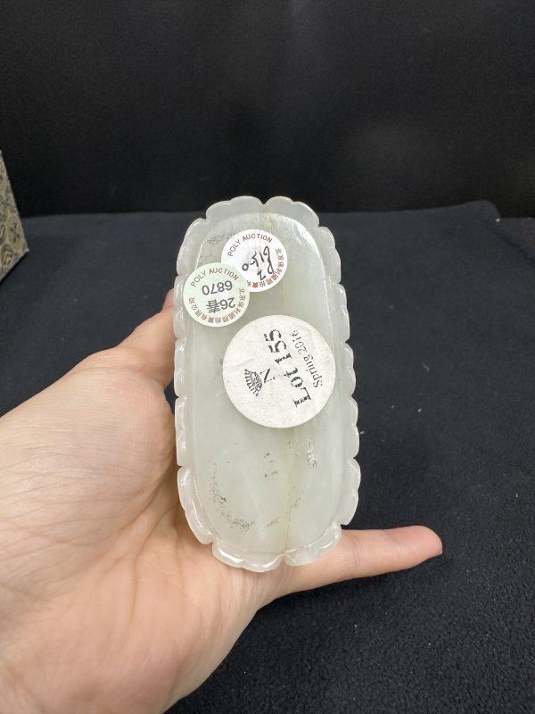 清乾隆 白玉无量寿佛坐像 - 图8