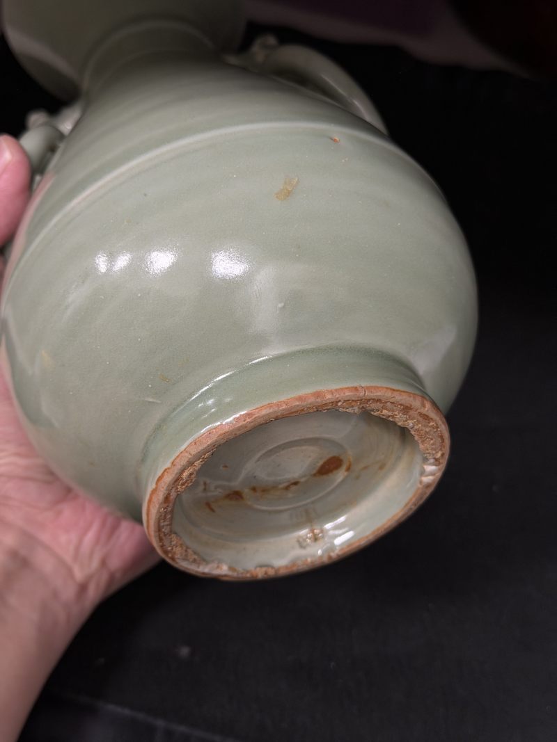 元 龙泉窑青釉龙耳衔环瓶一对 - 图6