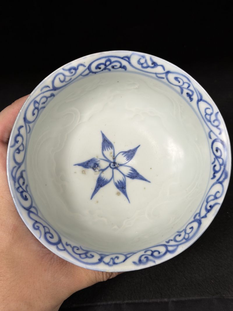 元 青花外龙纹内模印高足碗 - 图7