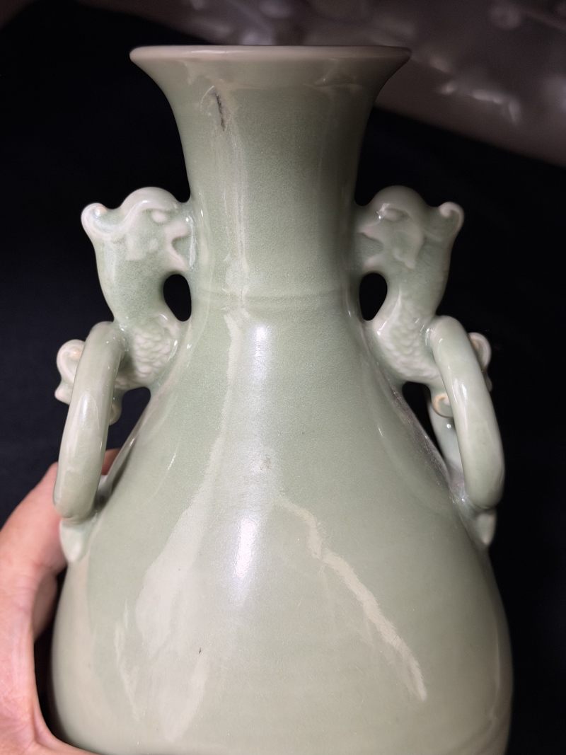 元 龙泉窑青釉龙环耳玉壶春瓶 - 图7