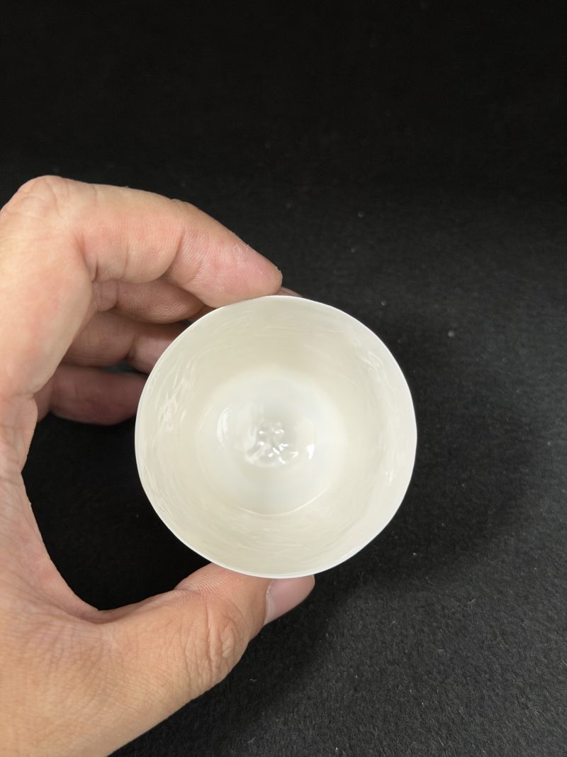 明 白胎脱胎沥粉云龙纹卵幕杯 - 图8