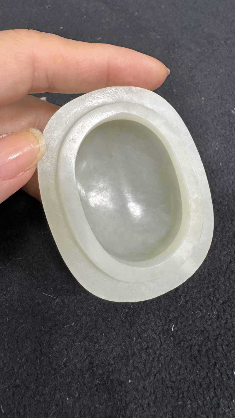 清乾隆 白玉高浮雕苍龙教子盖瓶 - 图18