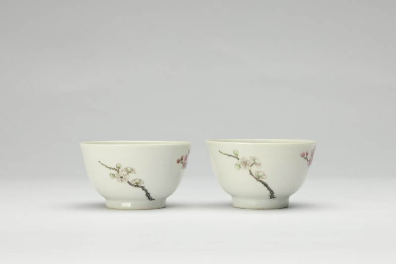 清道光 粉彩梅花小杯一对 - 图5