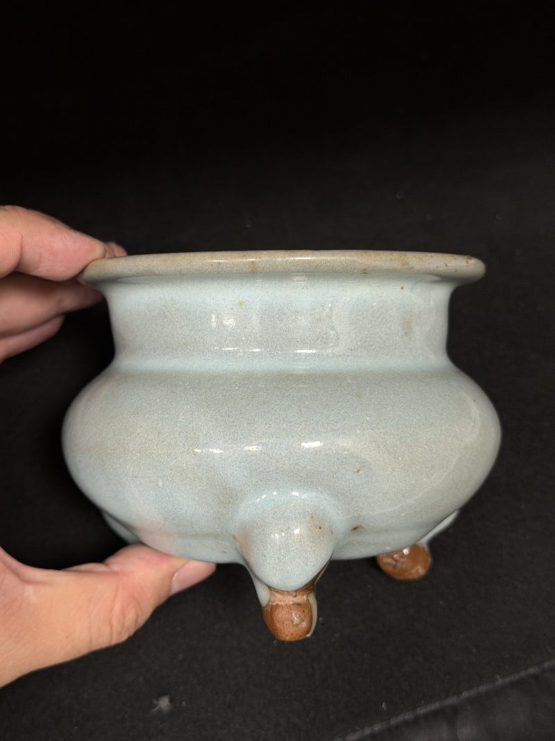 明 龙泉窑粉青釉鬲式炉 - 图5