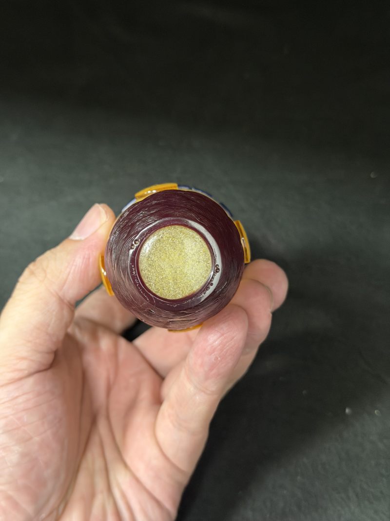 清 金菲雪地套多色料八卦莱菔尊 - 图5
