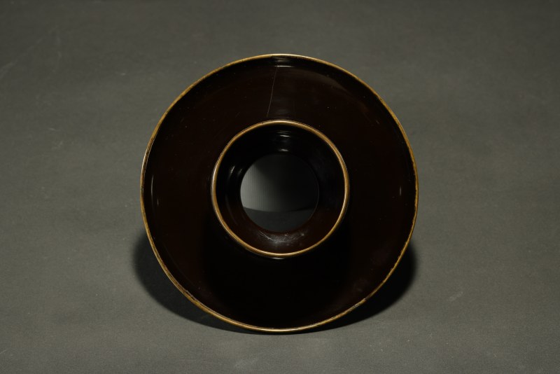 明 黑漆素盏托 - 图4