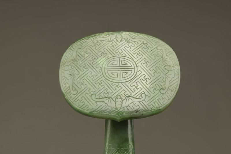 清乾隆(1735-1795) 碧玉万字如意 - 图6