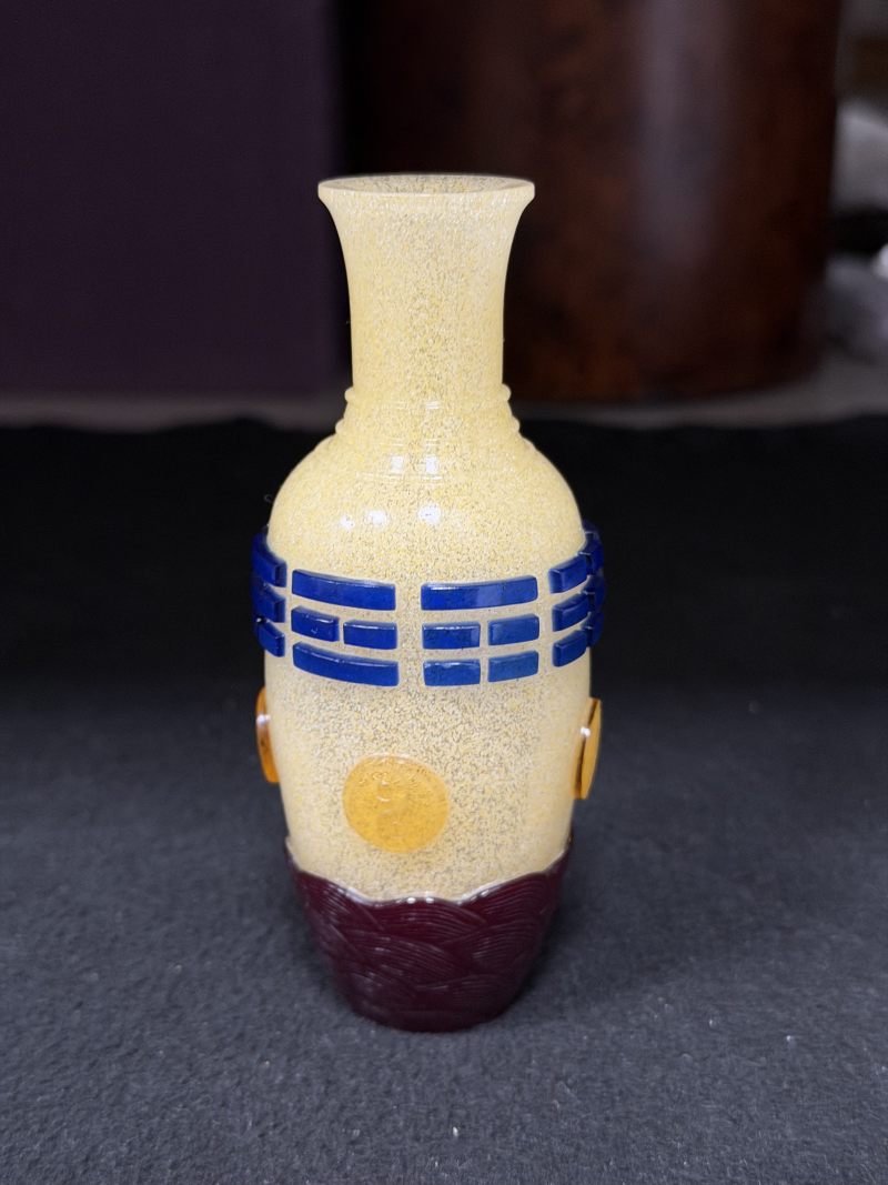 清 金菲雪地套多色料八卦莱菔尊 - 图6