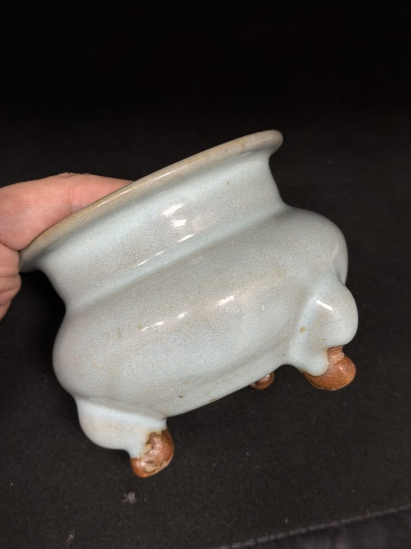 明 龙泉窑粉青釉鬲式炉 - 图7