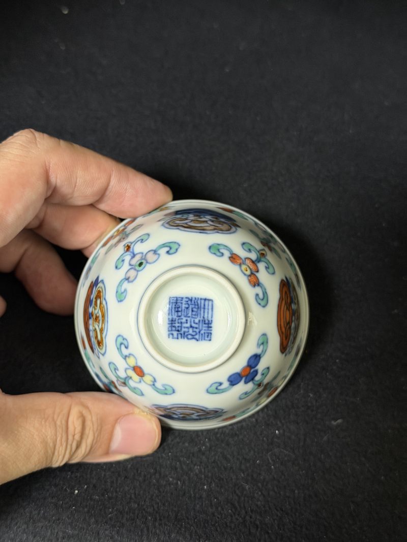 清道光 仿成窑斗彩灵芝杯 - 图8