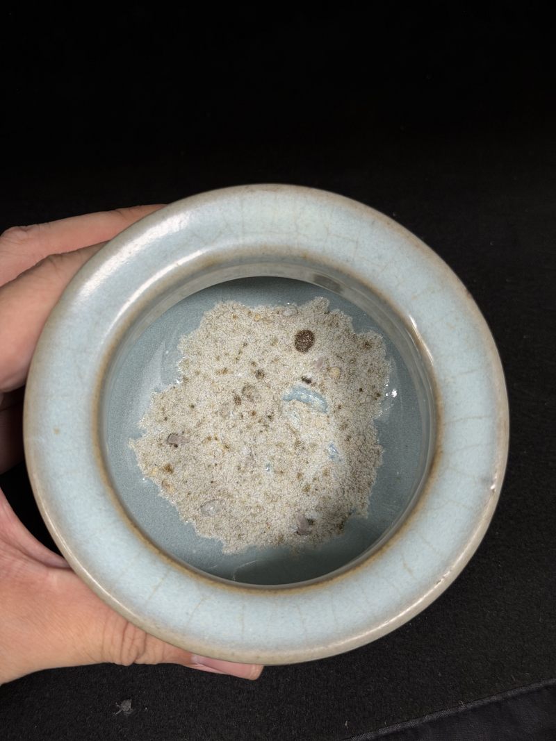 明 龙泉窑粉青釉鬲式炉 - 图8