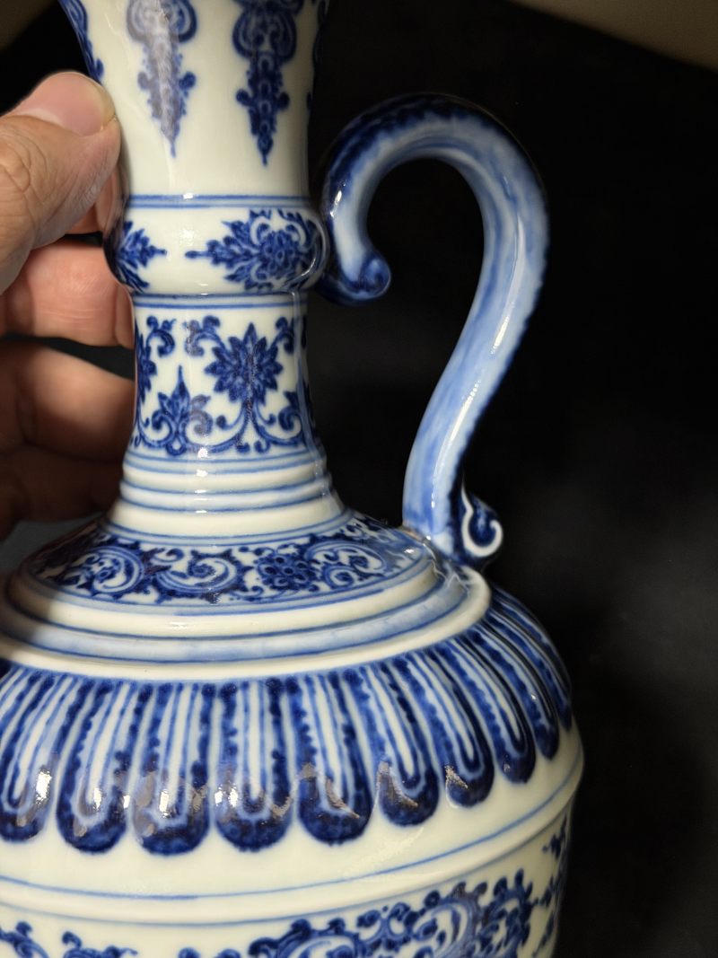 清雍正 青花巴洛克风格花卉菊瓣型花浇 - 图13