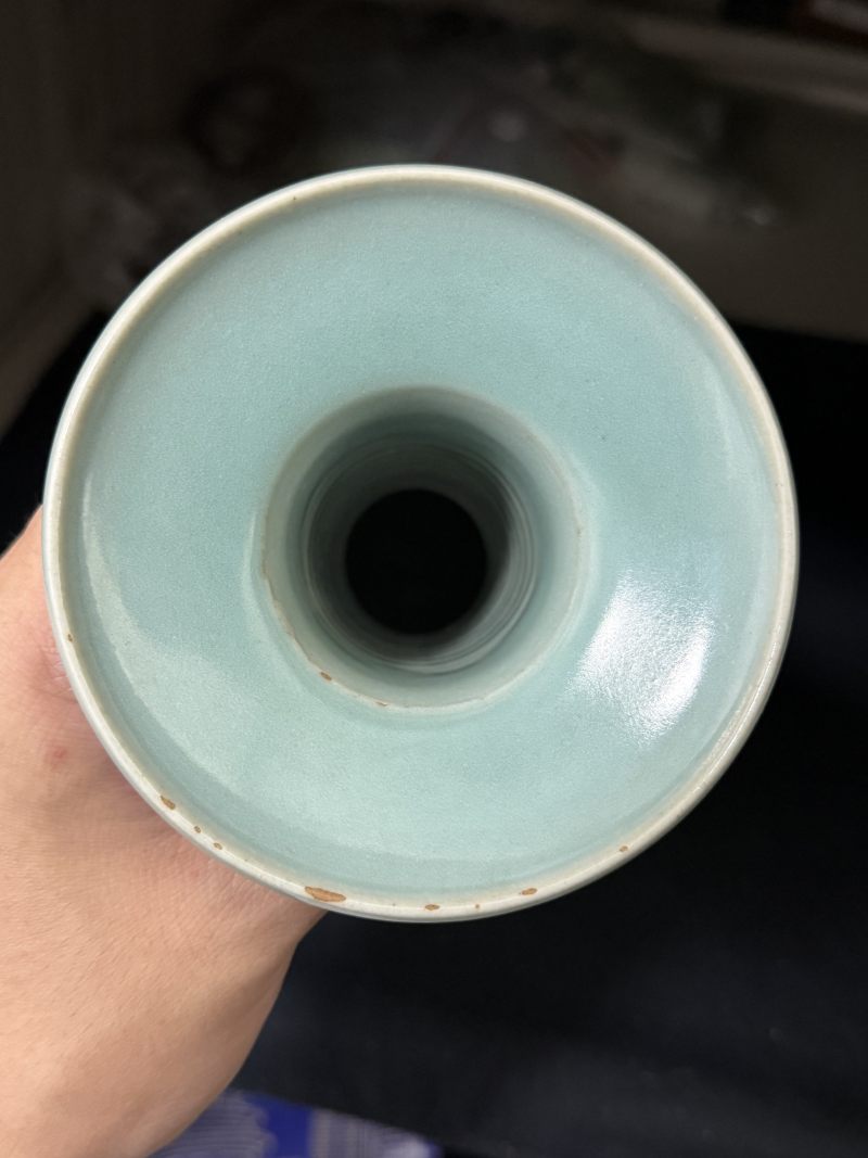 明 龙泉窑双凤耳纸槌瓶 - 图6