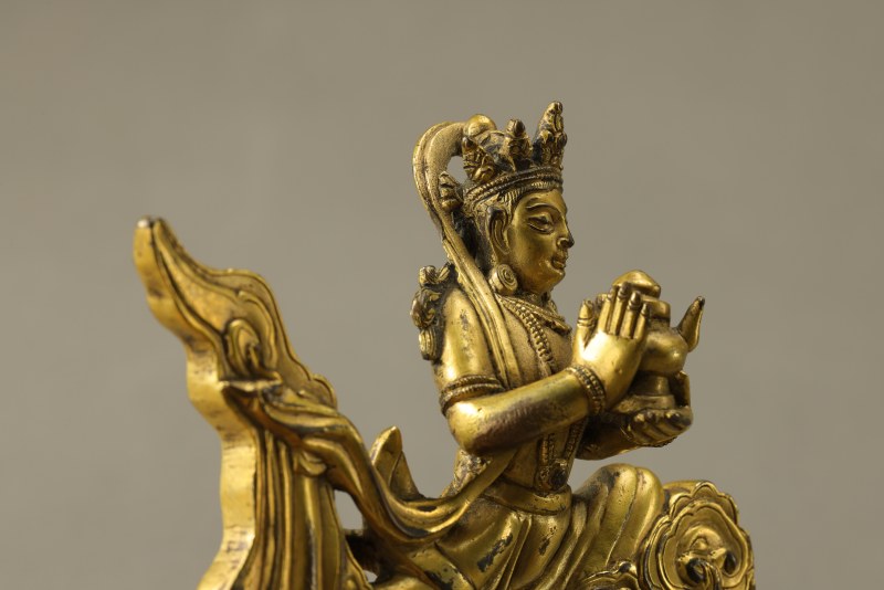 清乾隆(1735-1795) 铜鎏金飞天像 - 图4