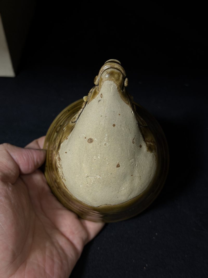 明 青瓷牛首杯 - 图6