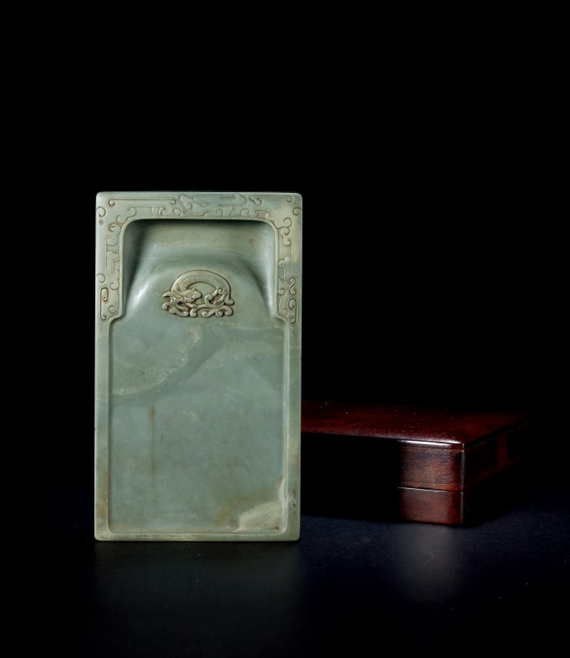清康熙 御铭纹松花石砚连盒
