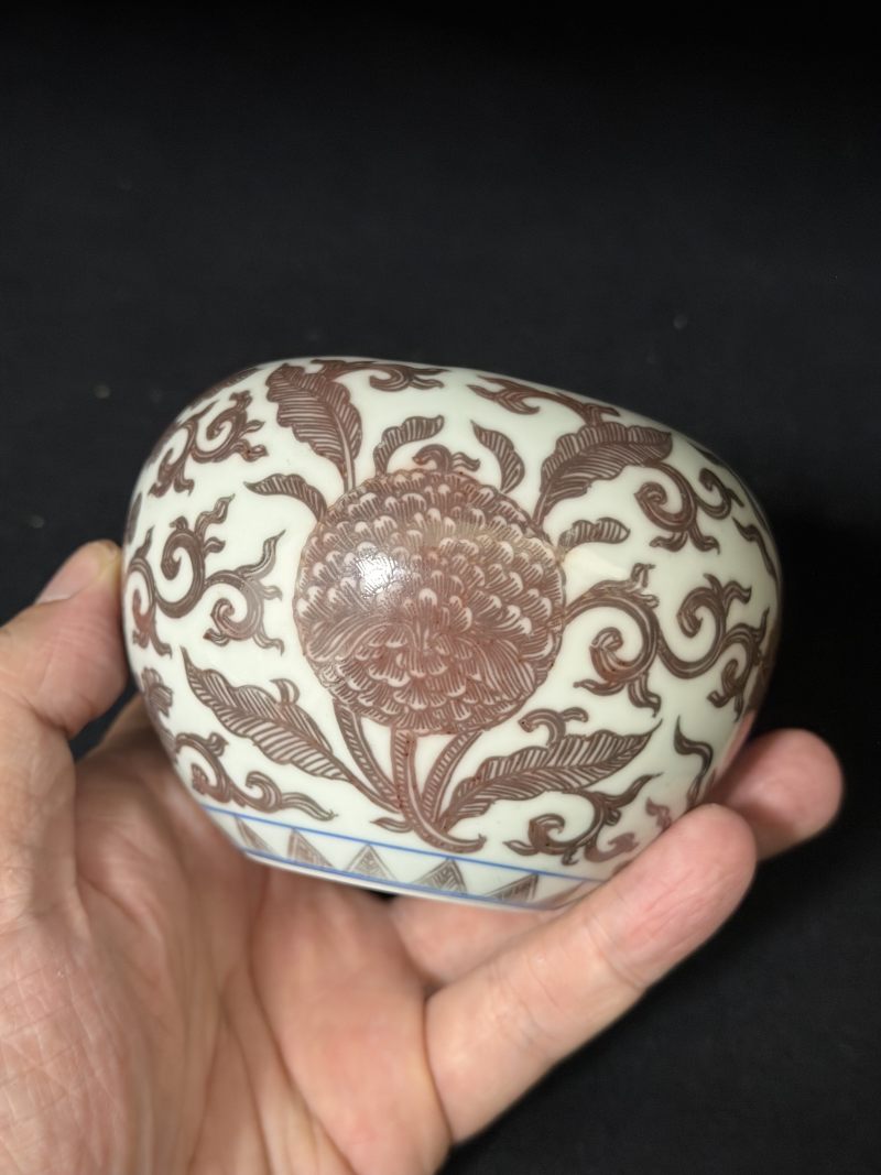 清康熙 青花釉里红缠枝四季花卉苹果尊 - 图4