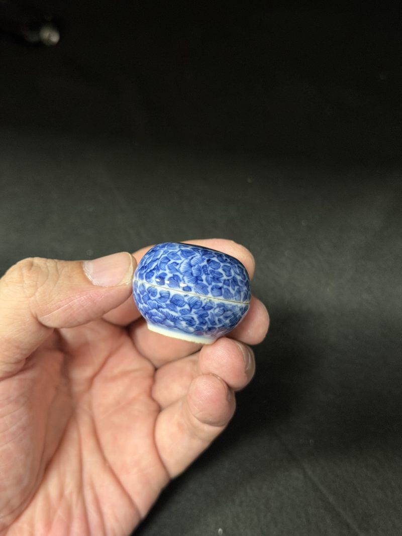 清道光 青花花叶纹小印盒 - 图4
