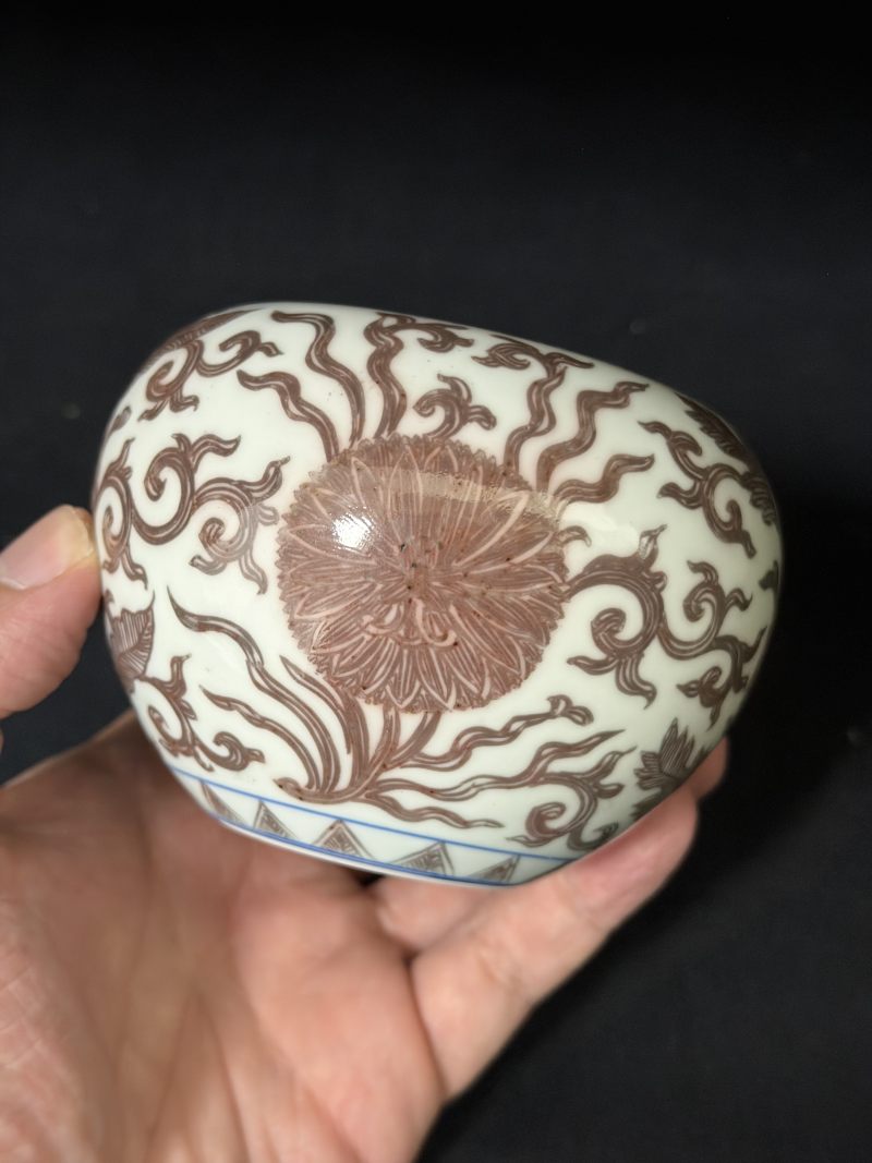 清康熙 青花釉里红缠枝四季花卉苹果尊 - 图5